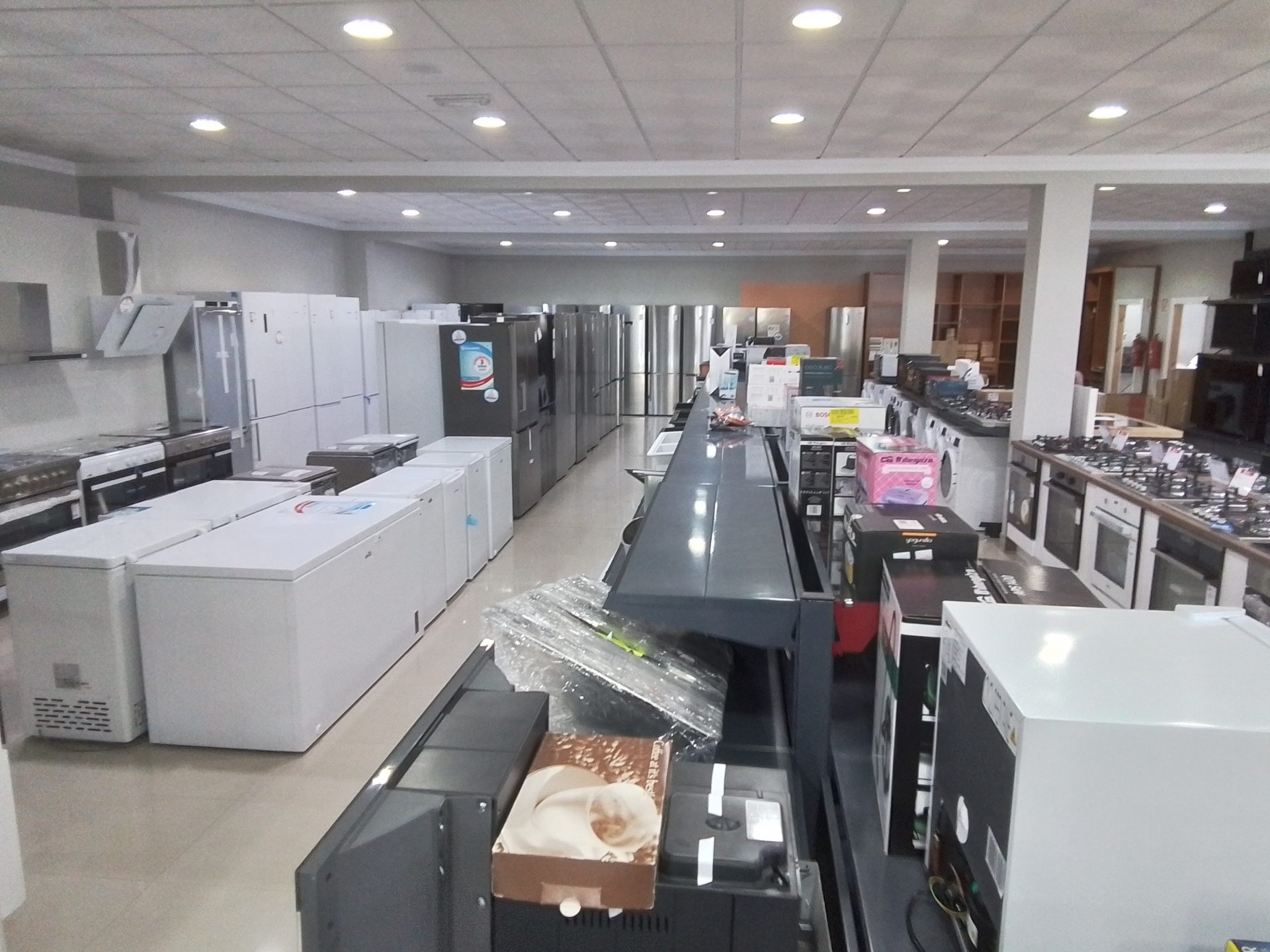 Tienda de electrodomésticos variados